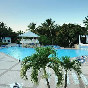 **** Resort Village República Dominicana