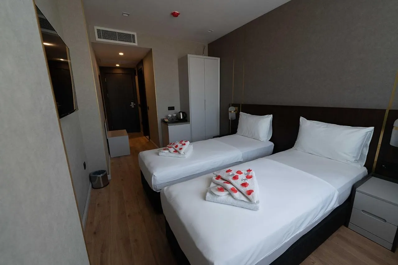 Costera Hotel Istanbul 4*,